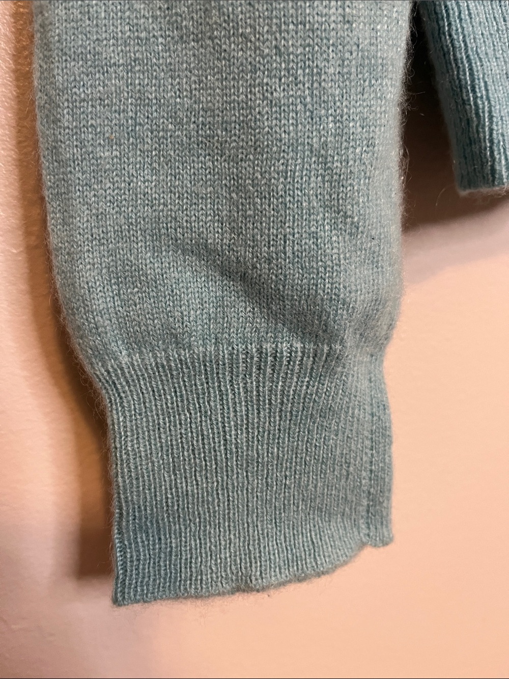 100% Cashmere Apt. 9 Women's Light Blue Crewneck Button Cardigan - Picture 3 of 11